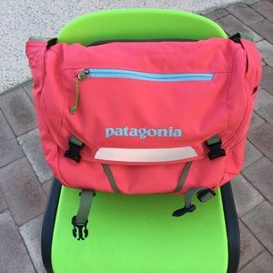 Patagonia Mini Messenger
